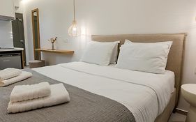 Pomelo Parga Cozy Studios
